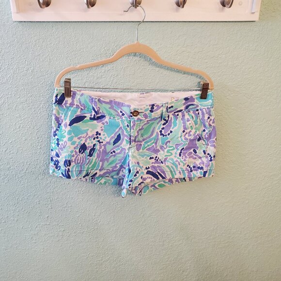 Lilly Pulitzer "Nice Ink" Size 8 The Walsh Short 3" inseam - Picture 4 of 7